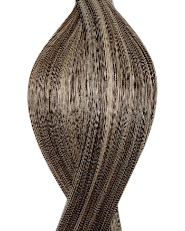 Naturalne włosy do przedłużania metoda na keratynę w kolorze balejaż ciemny brąz i szary platynowy blond.