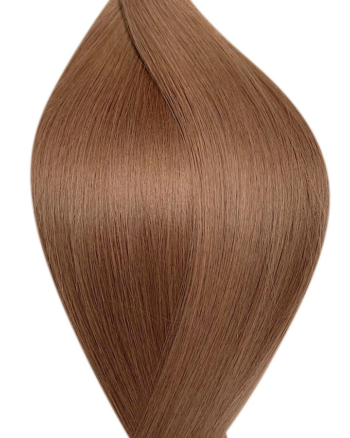 Naturalne włosy do przedłużania metoda na mikro ringi i tulejki w kolorze miodowy blond.