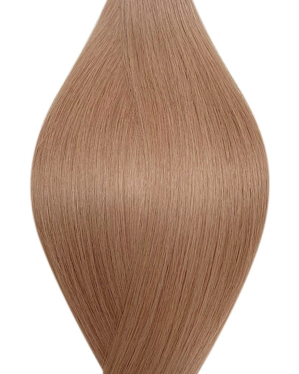 Naturalne włosy do przedłużania metoda na nano ringi w kolorze ciemny blond.