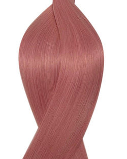 Naturalne włosy do przedłużania metoda na nano ringi w kolorze jasny różowy.